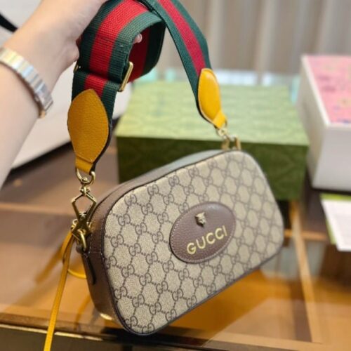 Alternative view of Gucci Neo Vintage Gg Supreme Messenger Bag 24Cm 476466 K9Gvt 8856