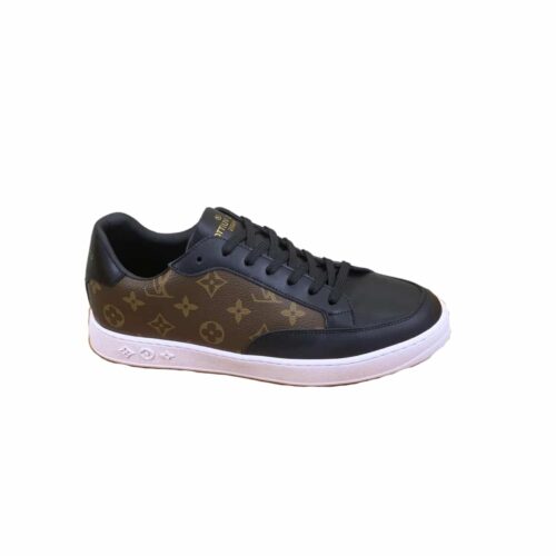 Louis Vuitton Sneaker Calfskin Monogram Pattern In Brown