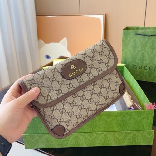 Alternative view of Gucci Neo Vintage GG Supreme Canvas Belt Bag Beige Ebony 22Cm 493930 9C2VT 8745