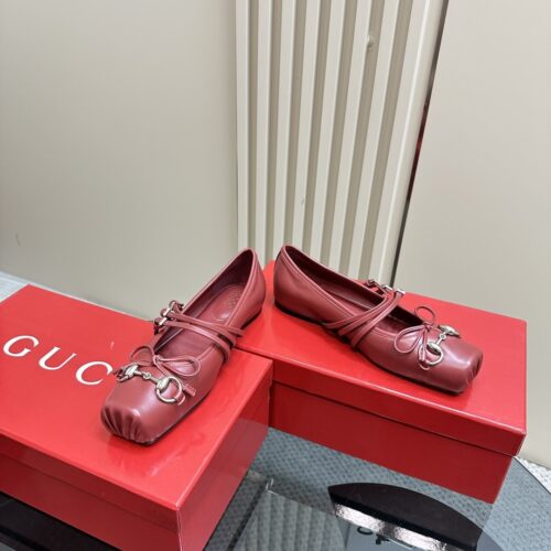 Alternative view of Gucci Women's Horsebit Leather Ballet Flat Burgundy 821219 Aaea4 6207