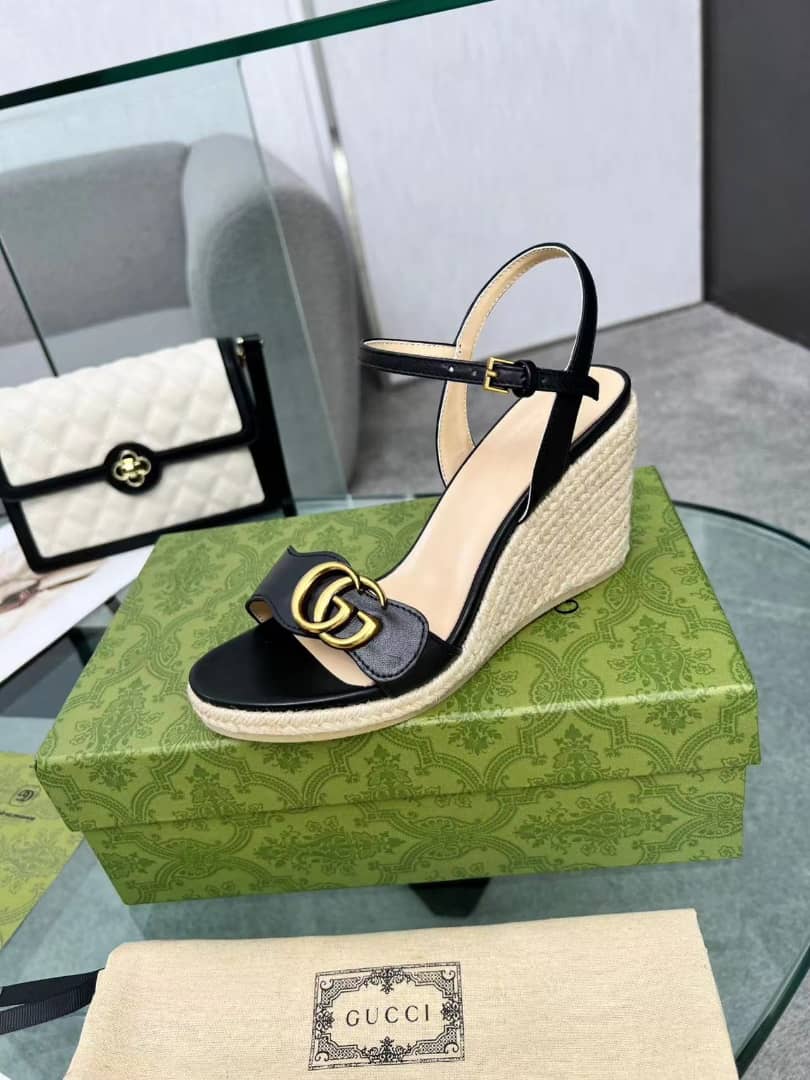 Gucci Wedge Espadrille Leather Sandals Black - Image 3