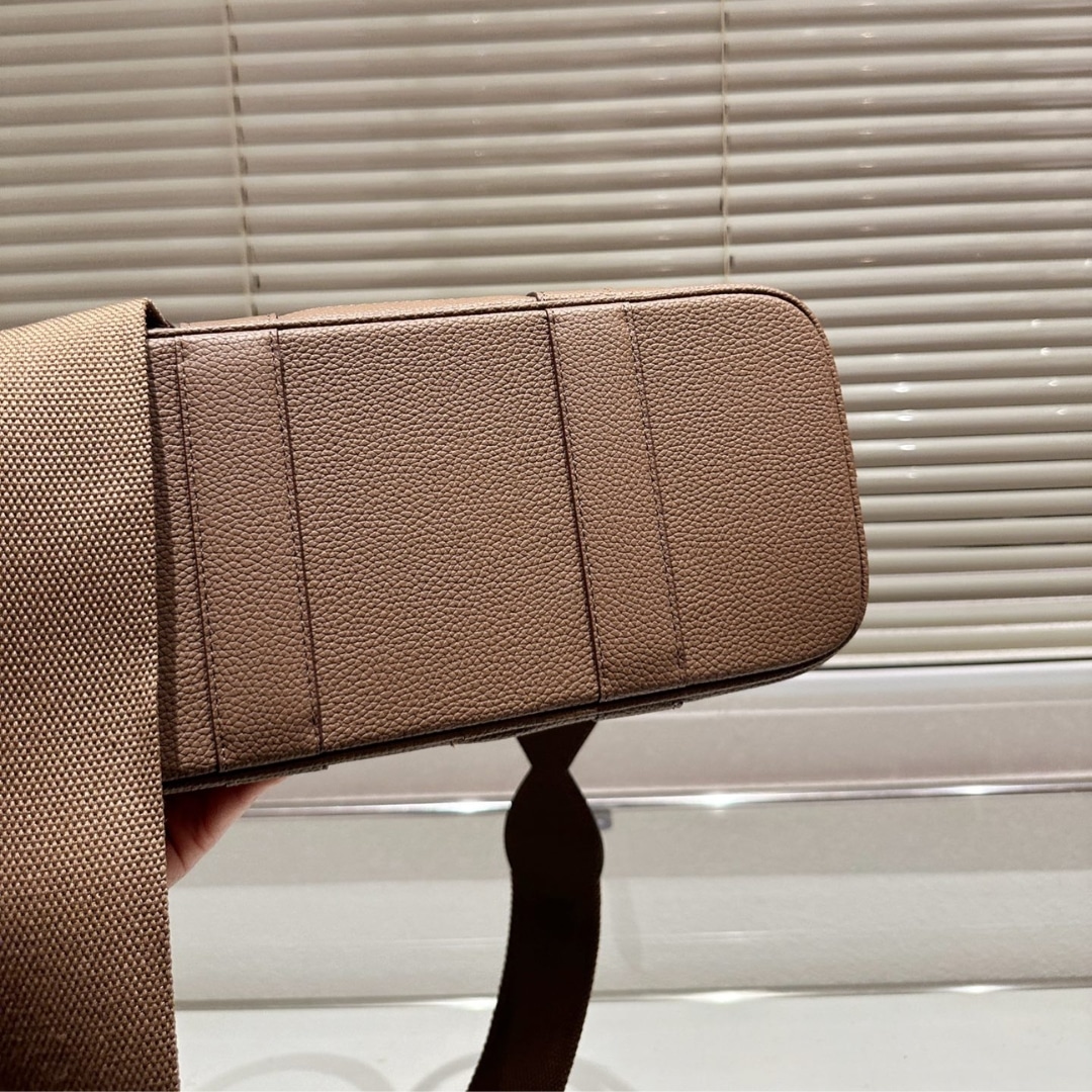 Hermes Garden Party Voyage 30 Canvas And Leather Handbag Brown 30Cm - Image 7