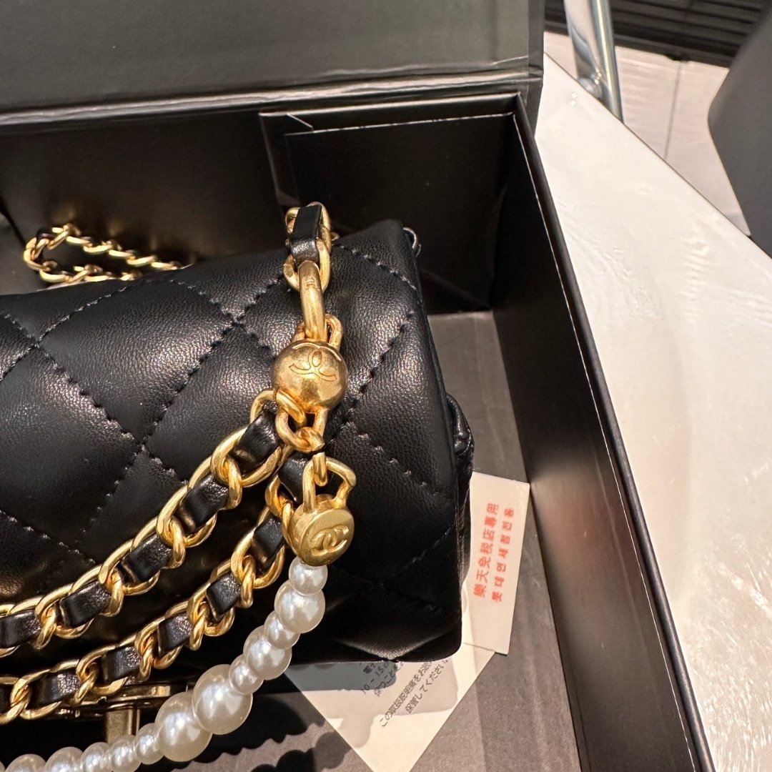 Chanel Pearl Mini Smooth Leather Flap Bag Black 17cm - Image 7