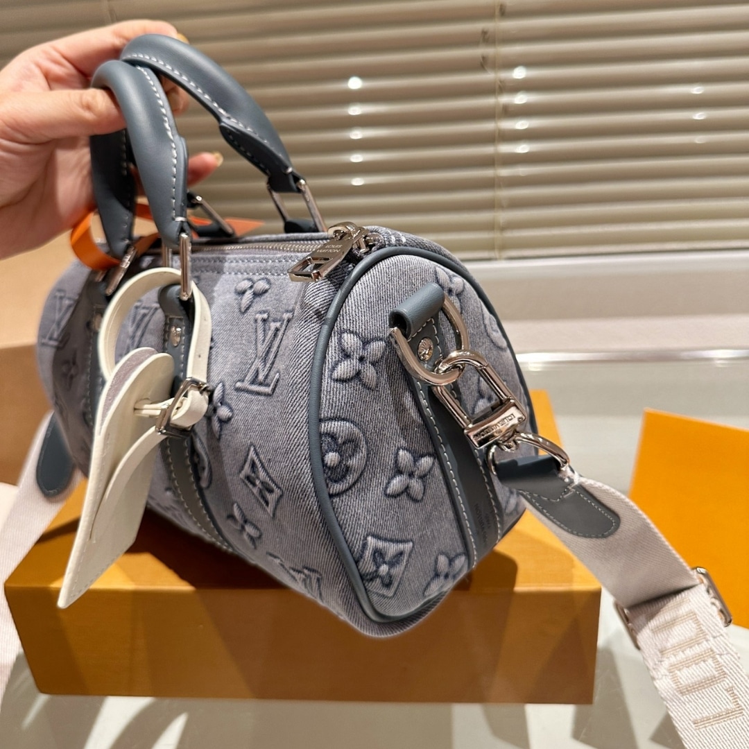 Louis Vuitton Keepall Bandoulière 25 Monogram Canvas Washed Denim Handbag 24Cm M22762 - Image 5