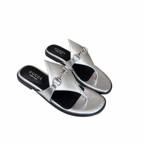 Gucci Women's Thong Leather Sandal With Horsebit Silver