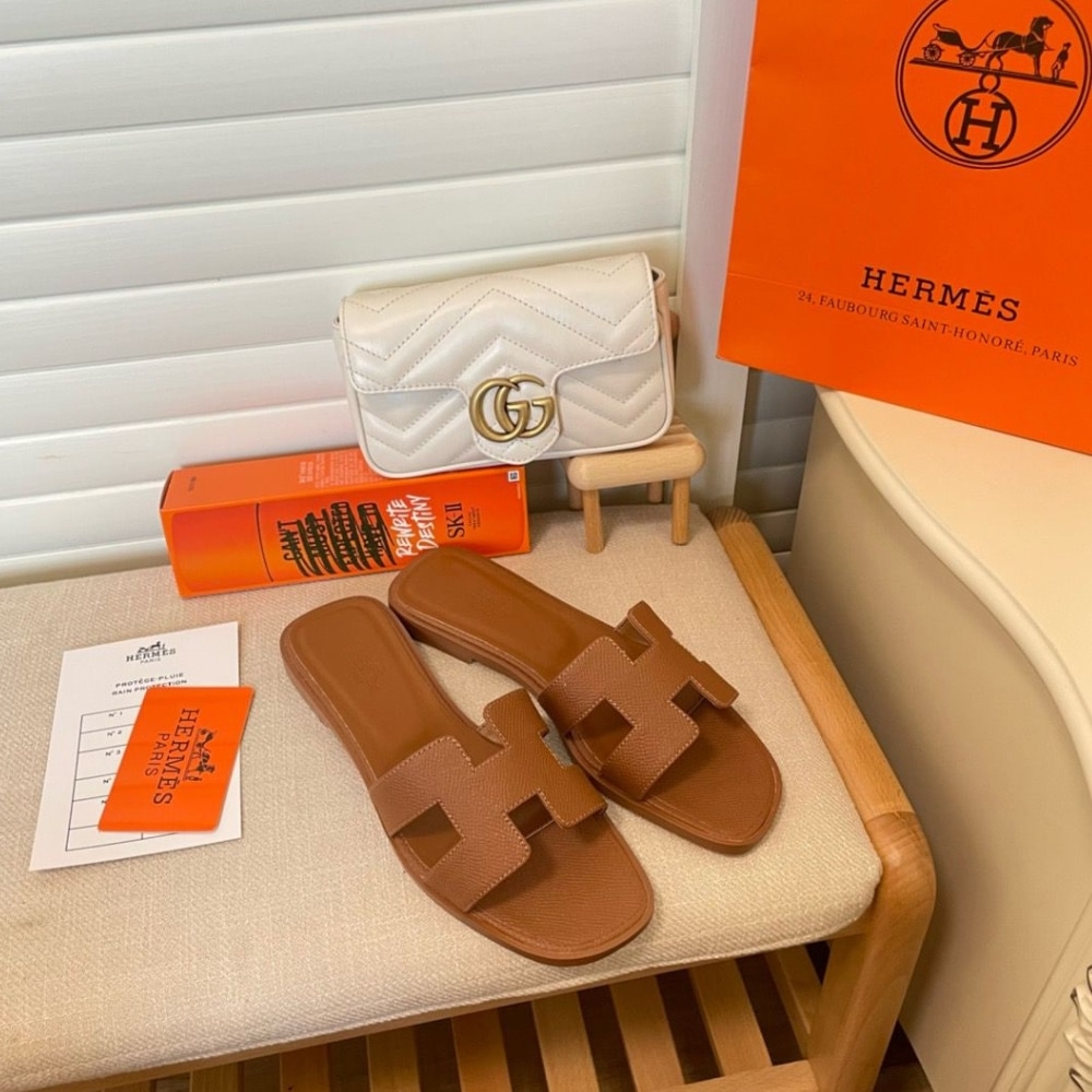 Hermes Oran Sandals Smooth Leather Brown H021056Z - Image 5