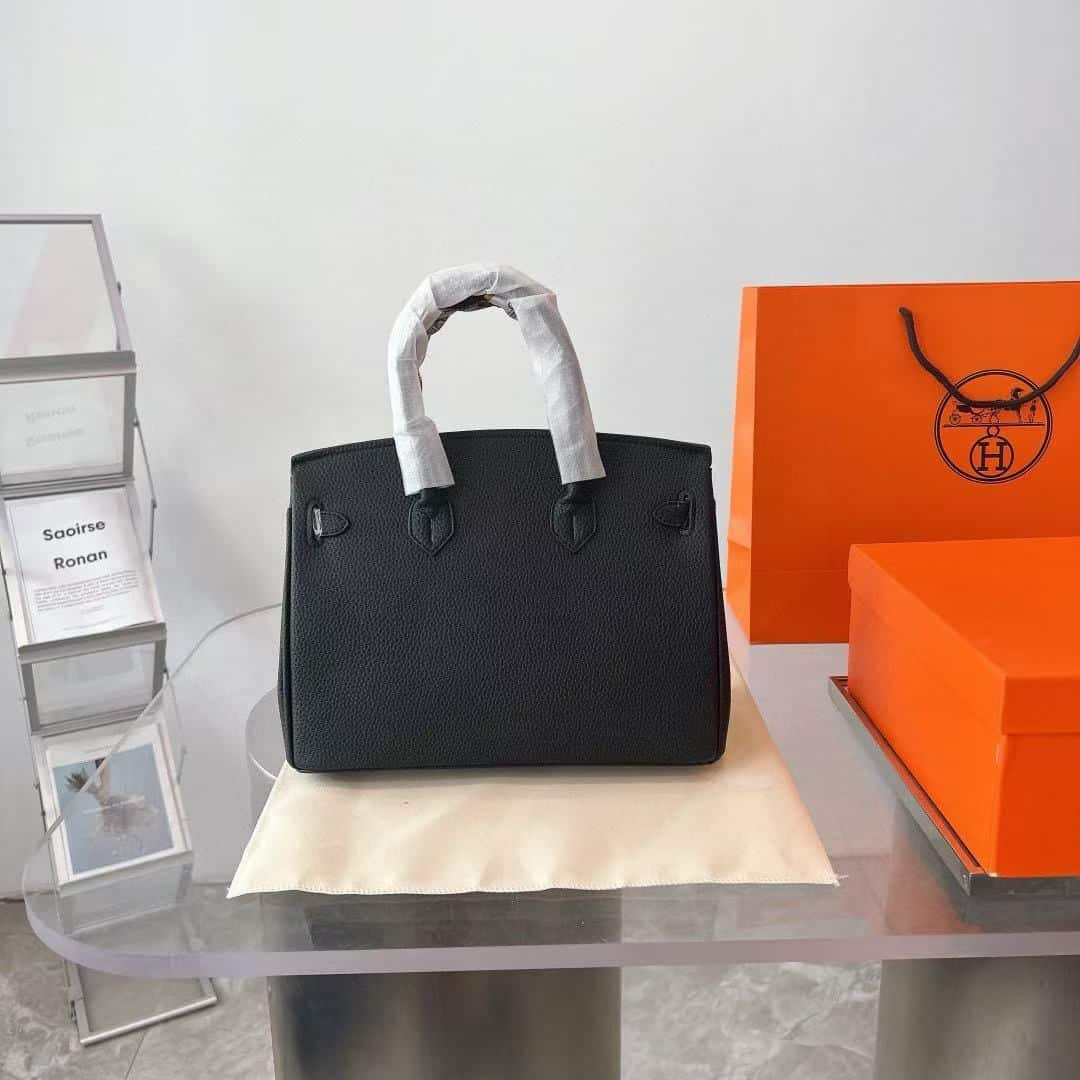 Hermes Birkin 35 Togo Leather Gold-tone Hardware Handbag Black 35Cm - Image 5