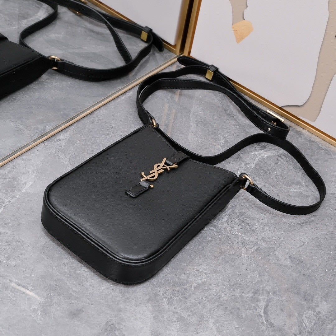 Saint Laurent Le 5 A 7 Mini Vertical In Shiny Leather With Bronze Metal In Black 19cm 7352142R20W1000 - Image 4