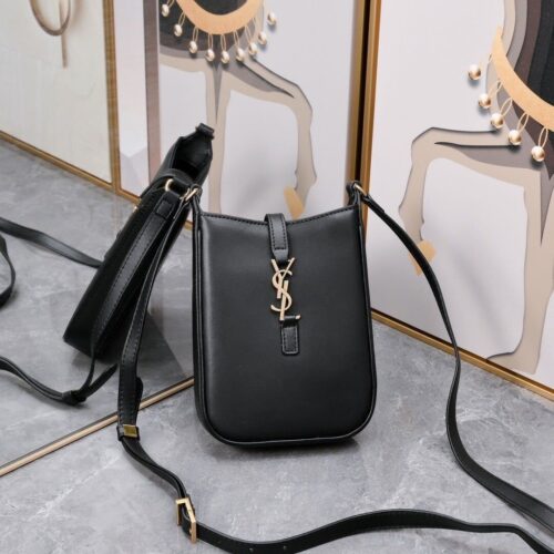 Alternative view of Saint Laurent Le 5 A 7 Mini Vertical In Shiny Leather With Bronze Metal In Black 19cm 7352142R20W1000