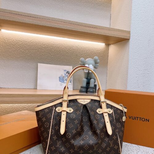 Alternative view of Louis Vuitton Monogram Tivoli GM Bag 32Cm