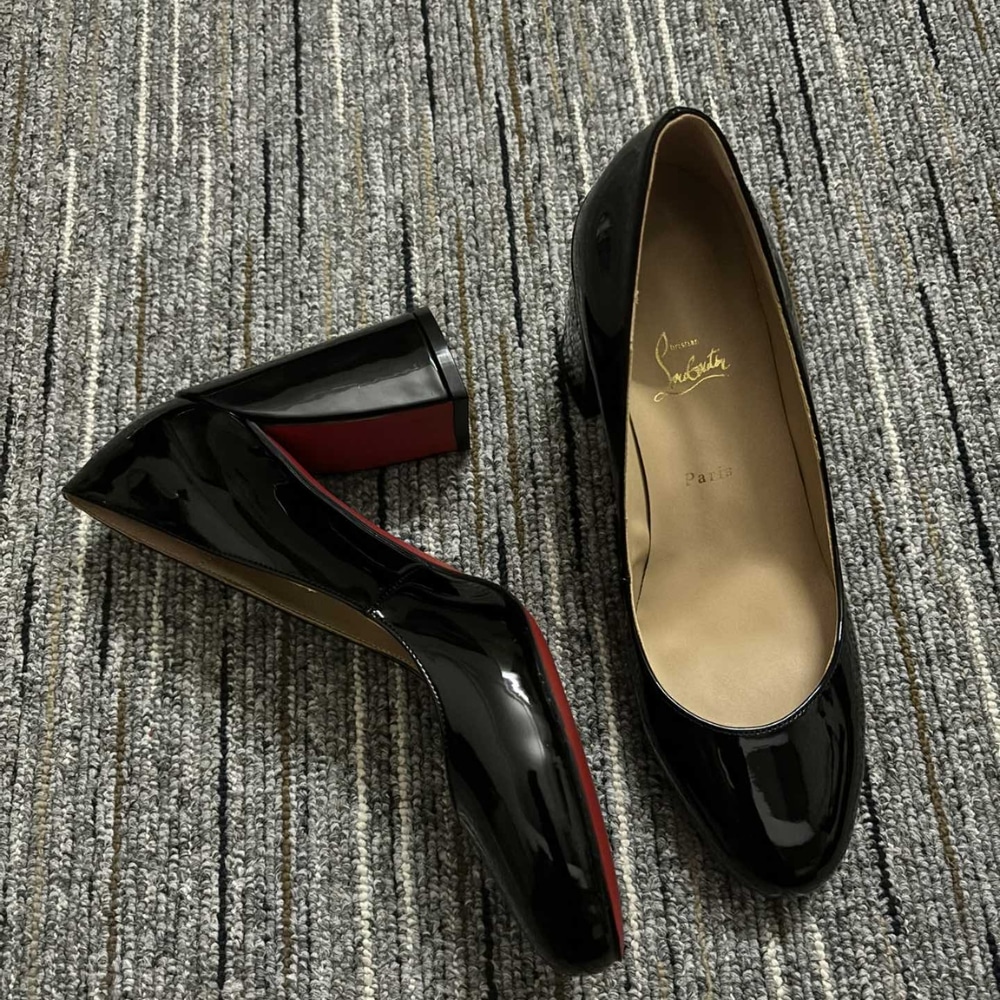 Christian Louboutin Miss Sab Patent Leather Pumps Black 3210568BK01 - Image 4