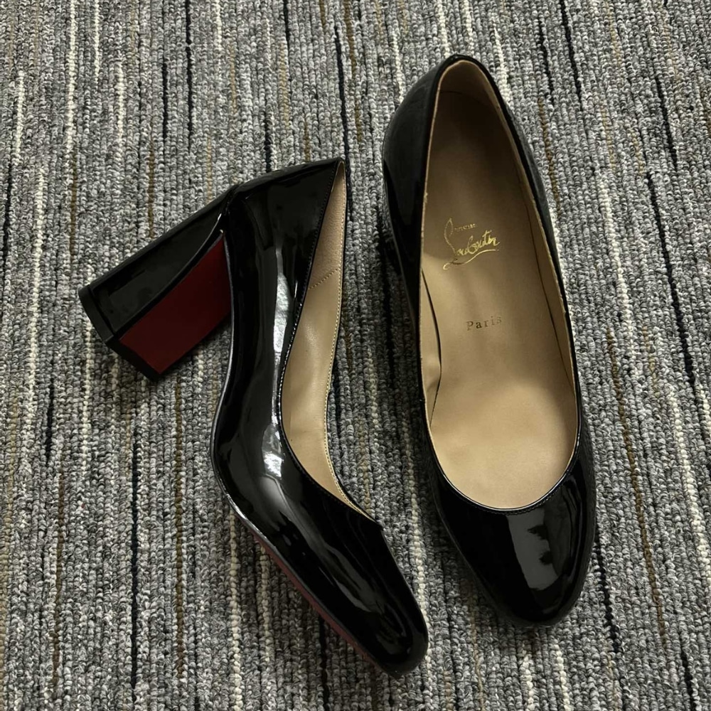 Christian Louboutin Miss Sab Patent Leather Pumps Black 3210568BK01 - Image 3