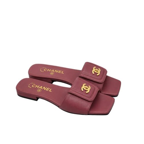 Chanel Leather Mules With Signature CC Logo Dusty Rose