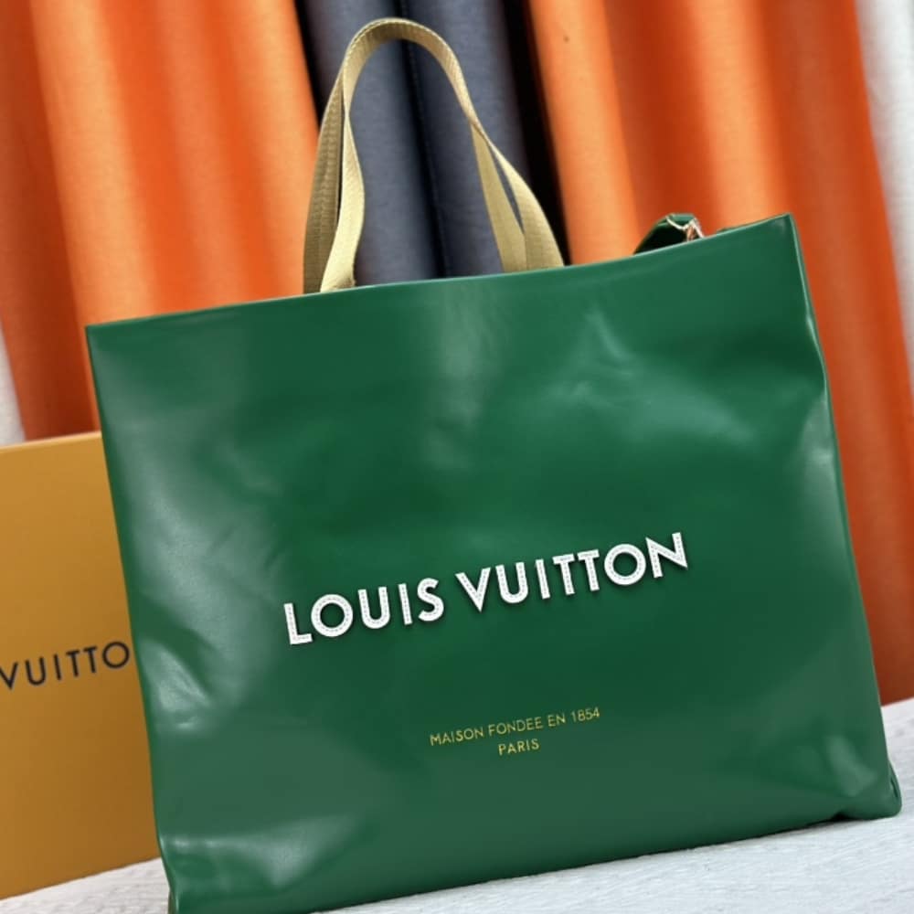 Louis Vuitton Shopper Tote MM Green 40Cm M13982 - Image 2