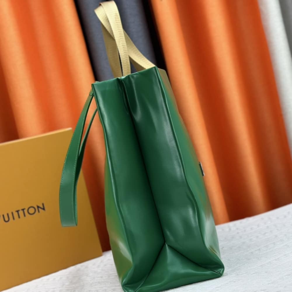 Louis Vuitton Shopper Tote MM Green 40Cm M13982 - Image 3