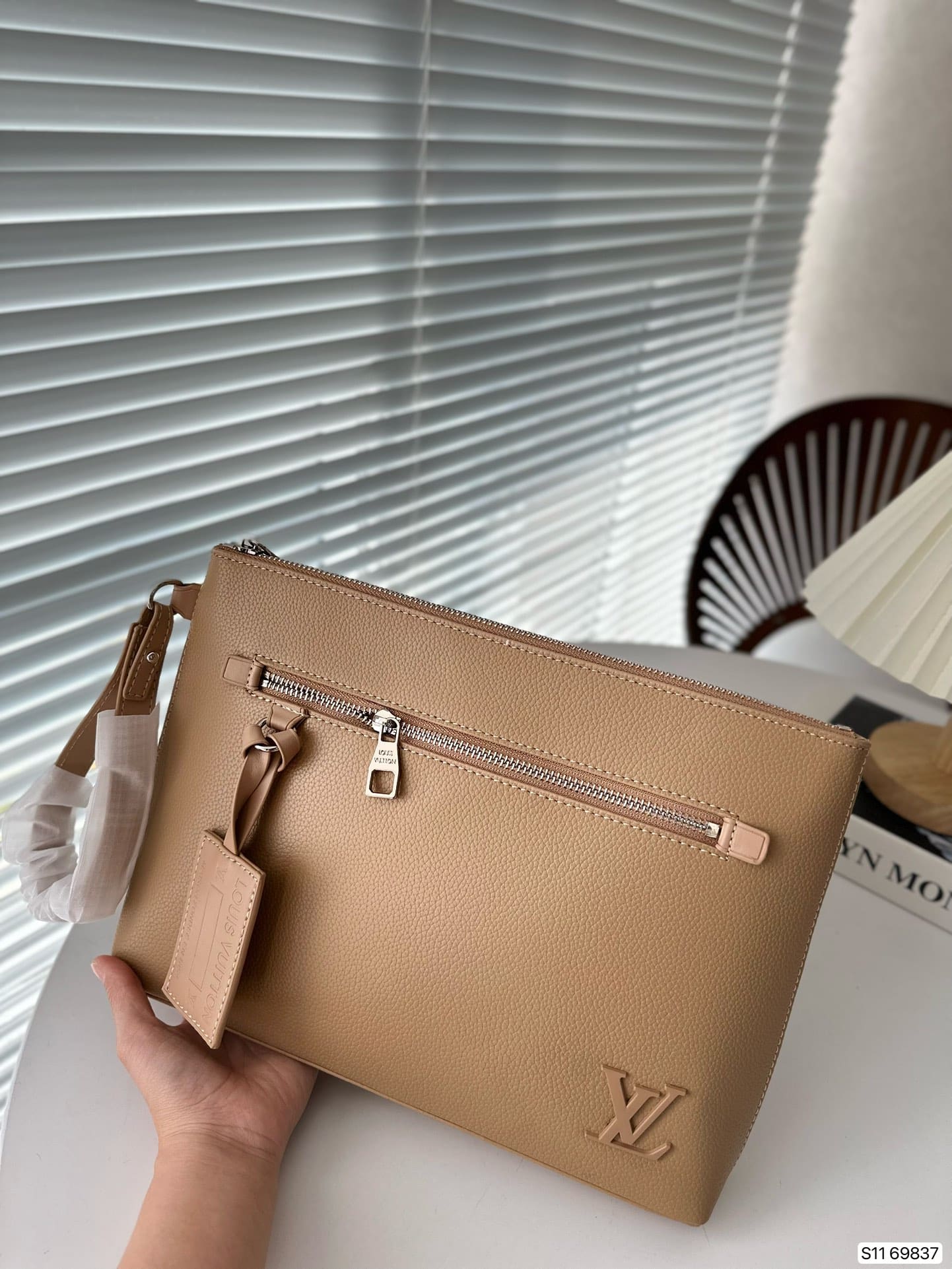 Louis Vuitton Takeoff Leather Pouch Beige 30Cm - Image 6