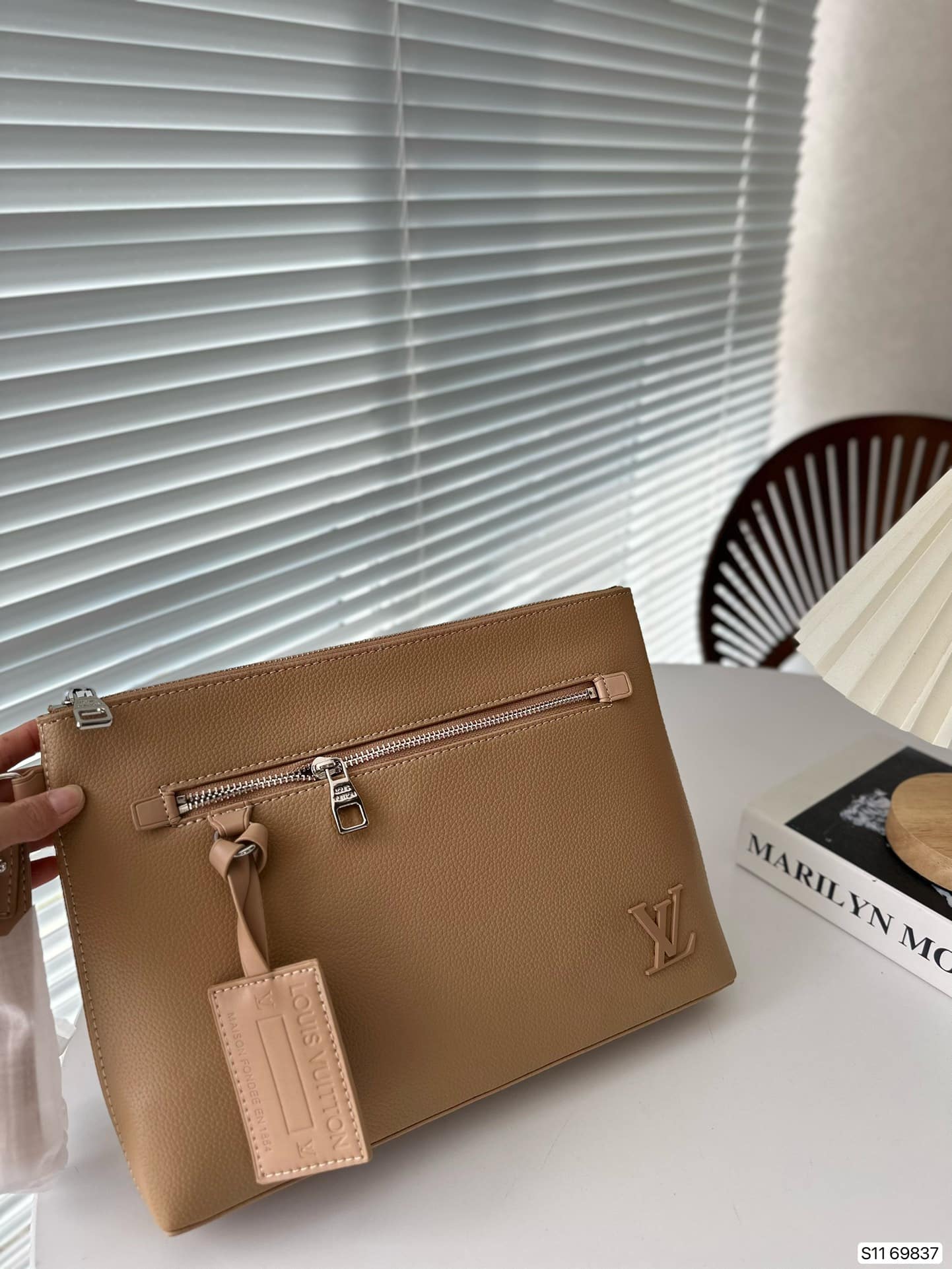 Louis Vuitton Takeoff Leather Pouch Beige 30Cm - Image 7