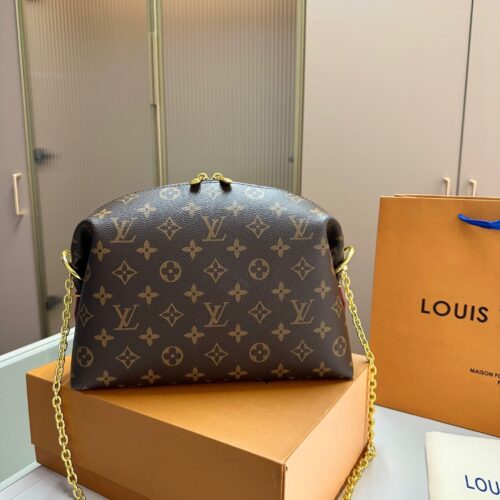 Alternative view of Louis Vuitton Cosmetic Pouch Gm Brown 27Cm M46458