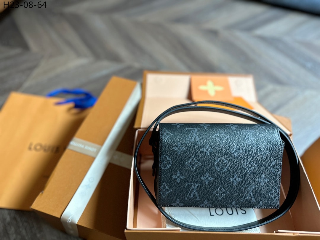 Louis Vuitton Steamer Monogram Eclipse Wearable Wallet Black 18Cm M81783 - Image 6