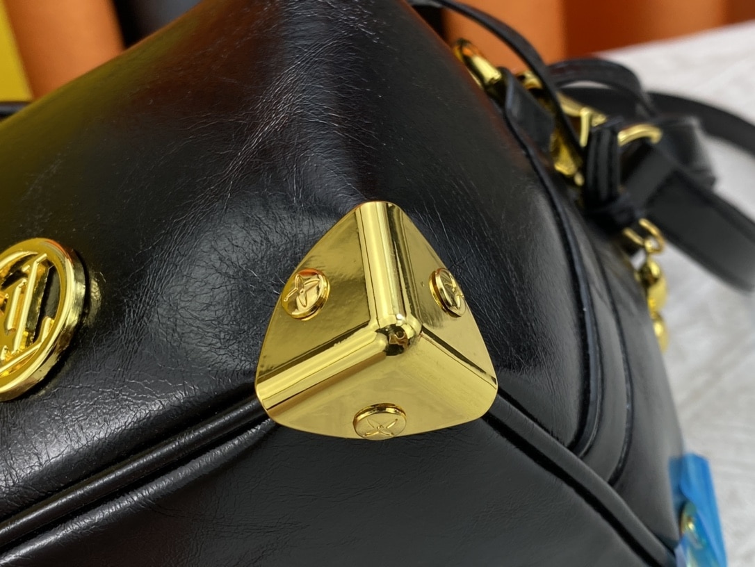 Louis Vuitton Néo Purse LV Charms Monogram Shoulder Bag Black 15Cm M82886 - Image 7