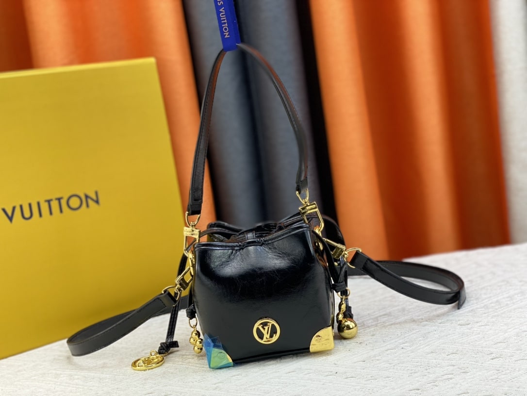 Louis Vuitton Néo Purse LV Charms Monogram Shoulder Bag Black 15Cm M82886 - Image 2