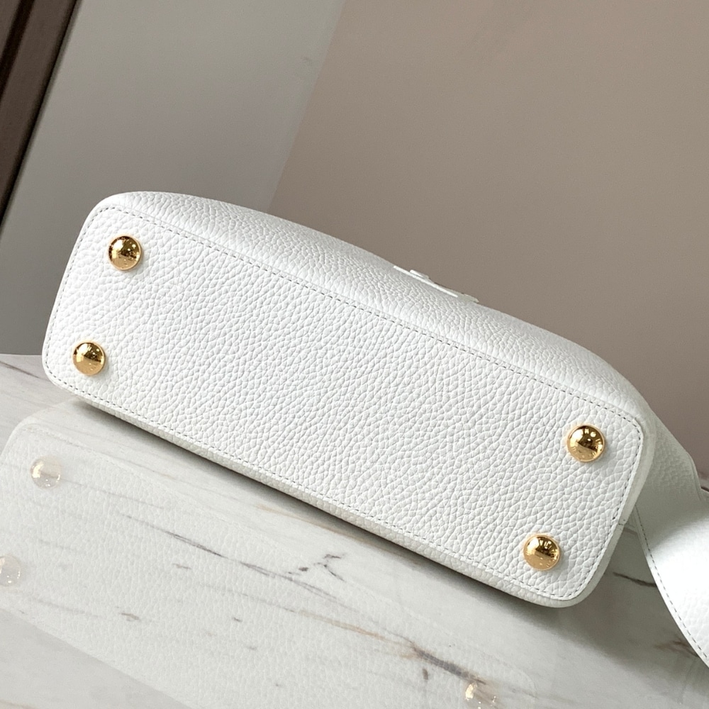 Louis Vuitton Capucines BB Grained Leather Top Handle Bag White 27cm - Image 5