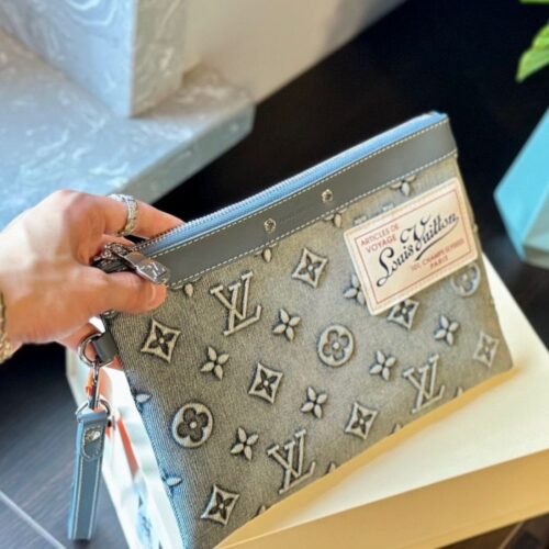 Alternative view of Louis Vuitton Pochette To Go Monogram Washed Denim 27Cm M82313