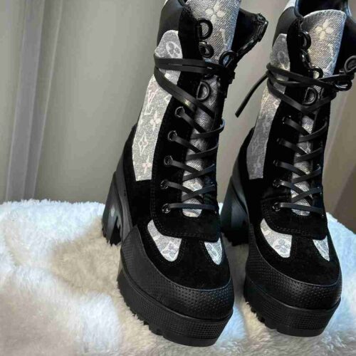 Alternative view of Louis Vuitton Laureate Platform Desert Boot Grey 1Ab2X9