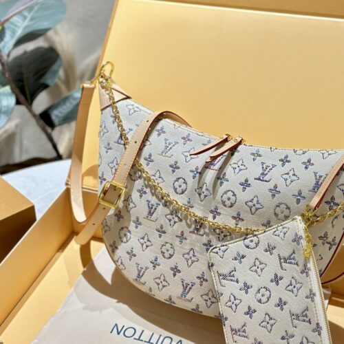 Alternative view of Louis Vuitton Loop Hobo Monogram Shoulder Bag Multicolor Beige 38Cm