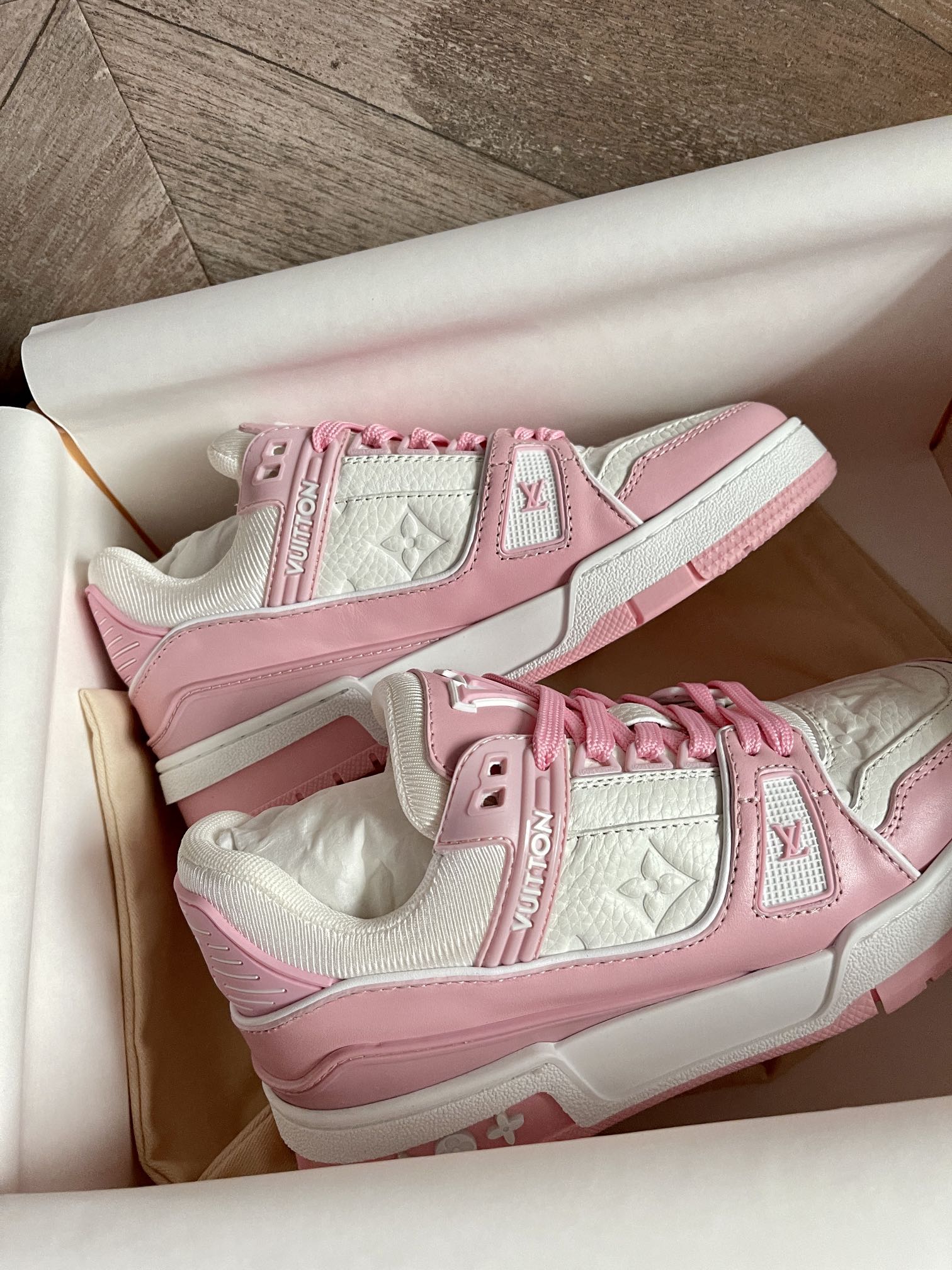 Louis Vuitton LV Trainer Grained Leather Sneaker Pink Rose 1AGZCF - Image 3