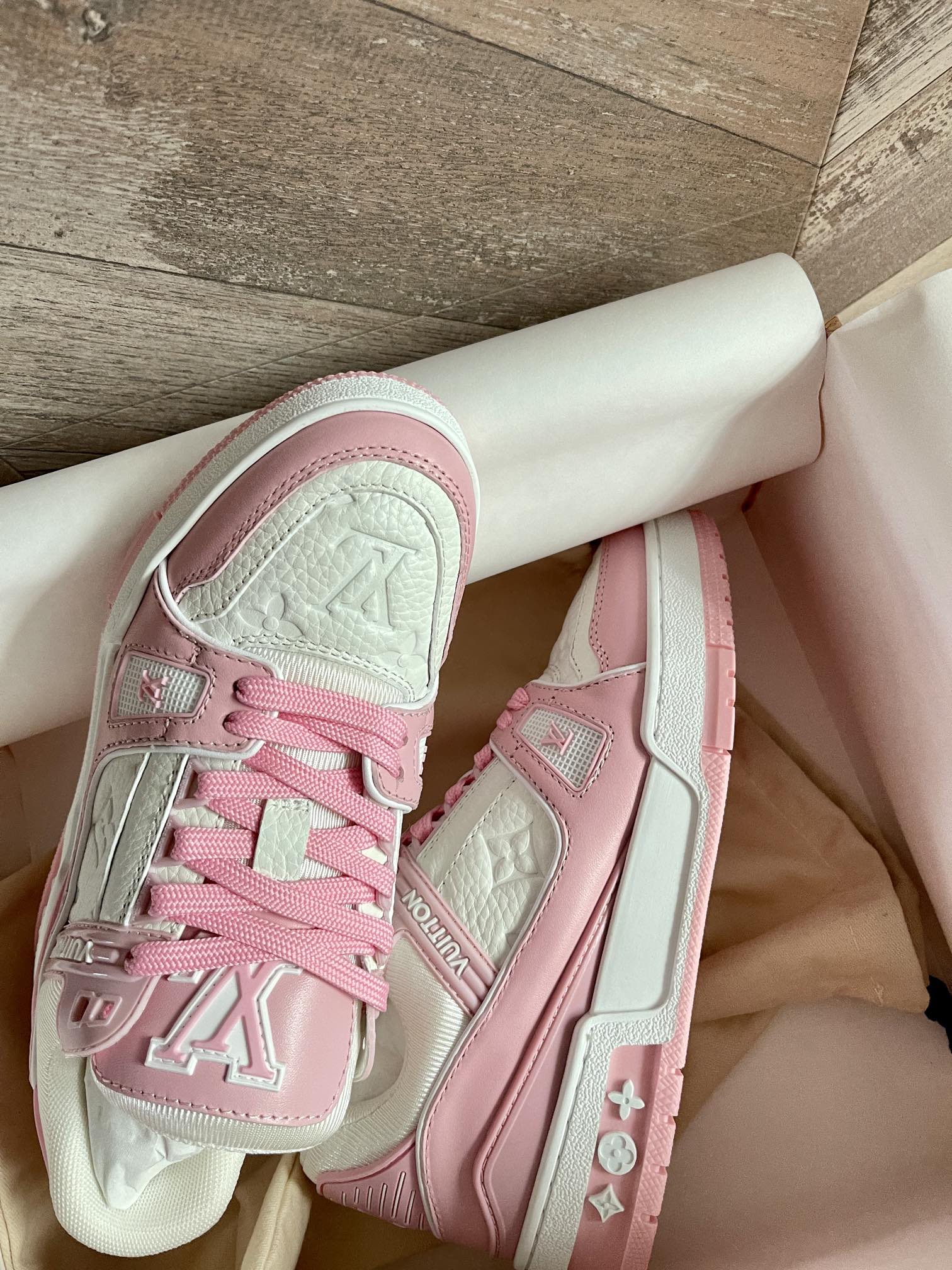 Louis Vuitton LV Trainer Grained Leather Sneaker Pink Rose 1AGZCF - Image 4
