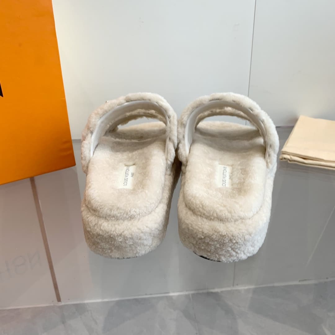 Louis Vuitton LV Sunset Platform Comfort Fur Mule Beige 1Actvf - Image 5