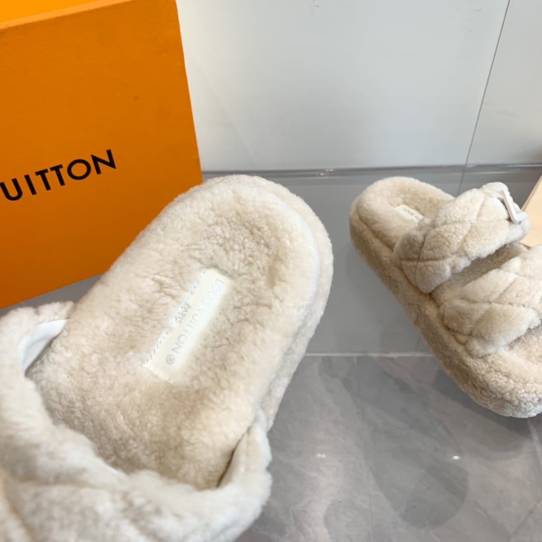 Louis Vuitton LV Sunset Platform Comfort Fur Mule Beige 1Actvf - Image 3