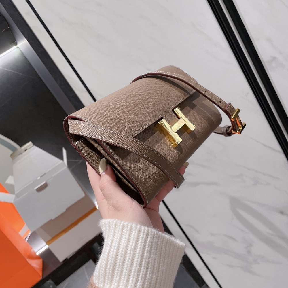 Hermès Constance To Go Wallet Epsom Crossbody Bag Etoupe 21Cm H080125CC18 - Image 5