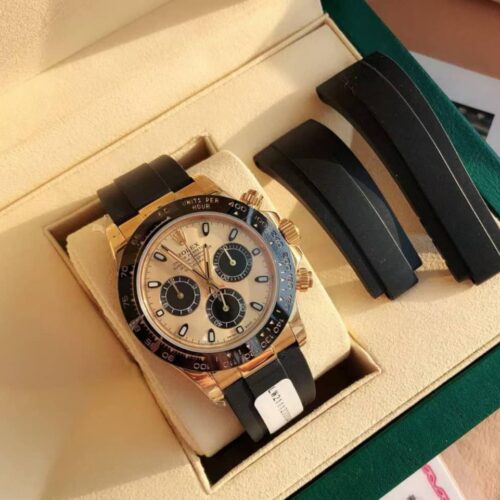 Alternative view of Rolex Cosmograph Daytona Oyster Yellow Gold And Black 40Mm M116518Ln 0048