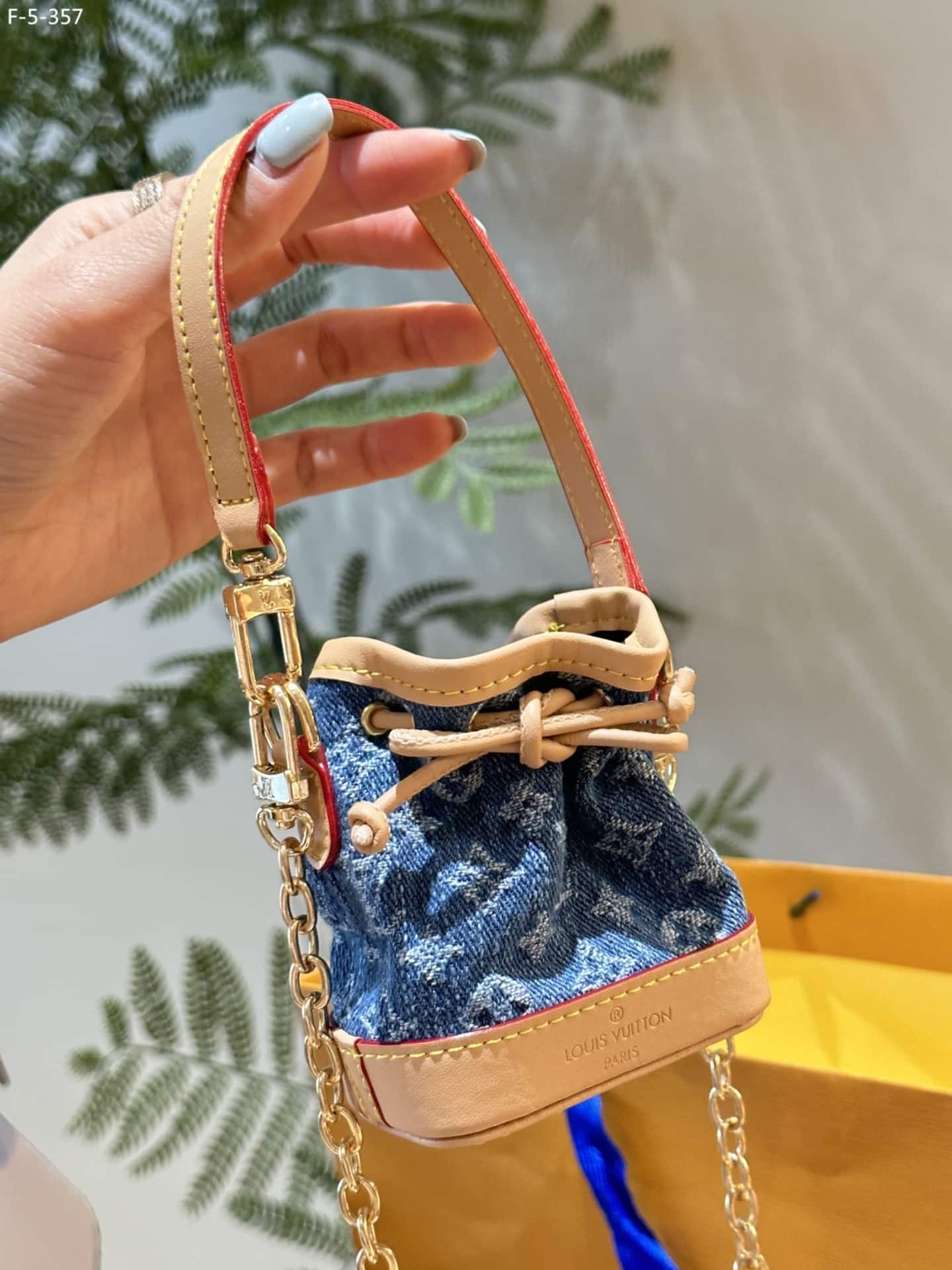Louis Vuitton Micro Noé Mini Monogram Denim Bag Charm Blue 10cm M01700 - Image 2