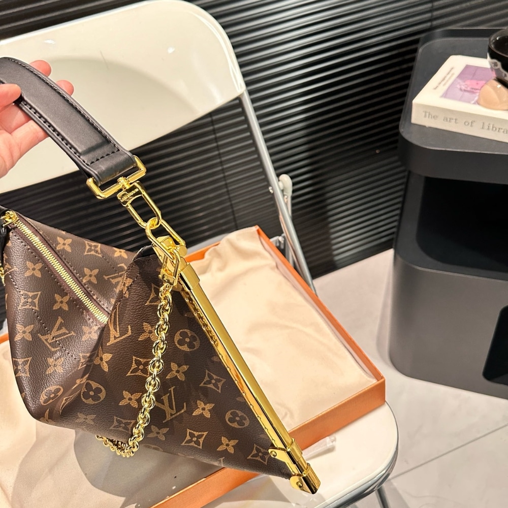 Louis Vuitton Lucky Trunk Monogram Canvas Shoulder Bag Brown 38Cm M12075 - Image 6