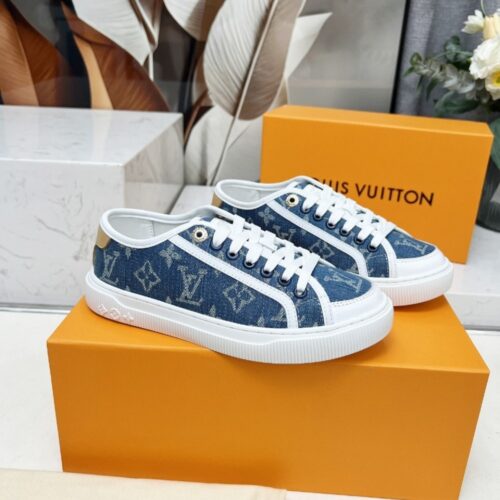 Alternative view of Louis Vuitton Lagoon Denim Sneaker Blue 1Agyg4