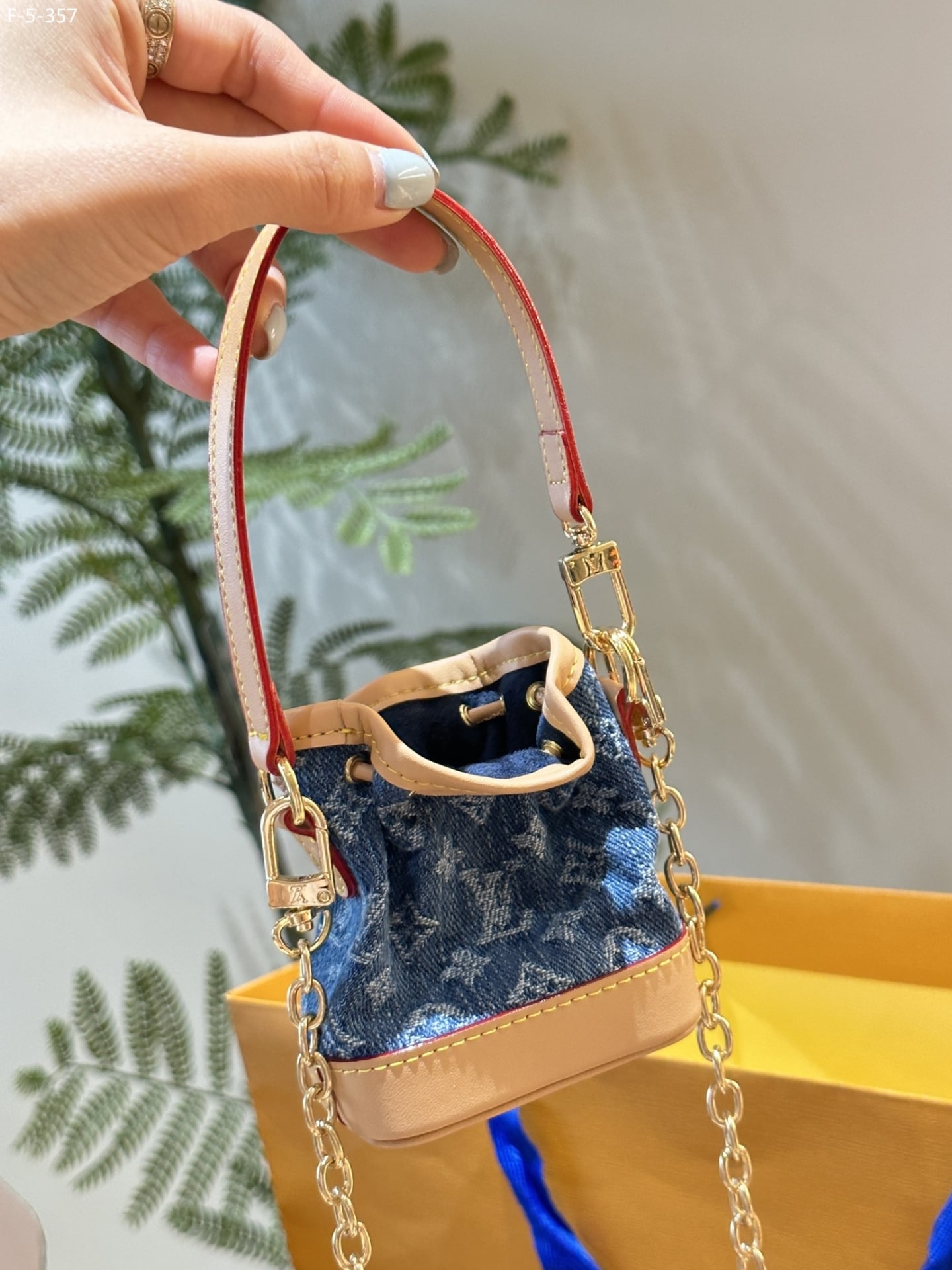 Louis Vuitton Micro Noé Mini Monogram Denim Bag Charm Blue 10cm M01700 - Image 3