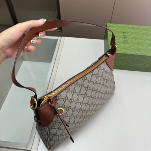 Alternative view of Gucci GG Emblem Small GG Monogram Shoulder Bag Beige And Brown 30Cm 815218 Faeaa 9762