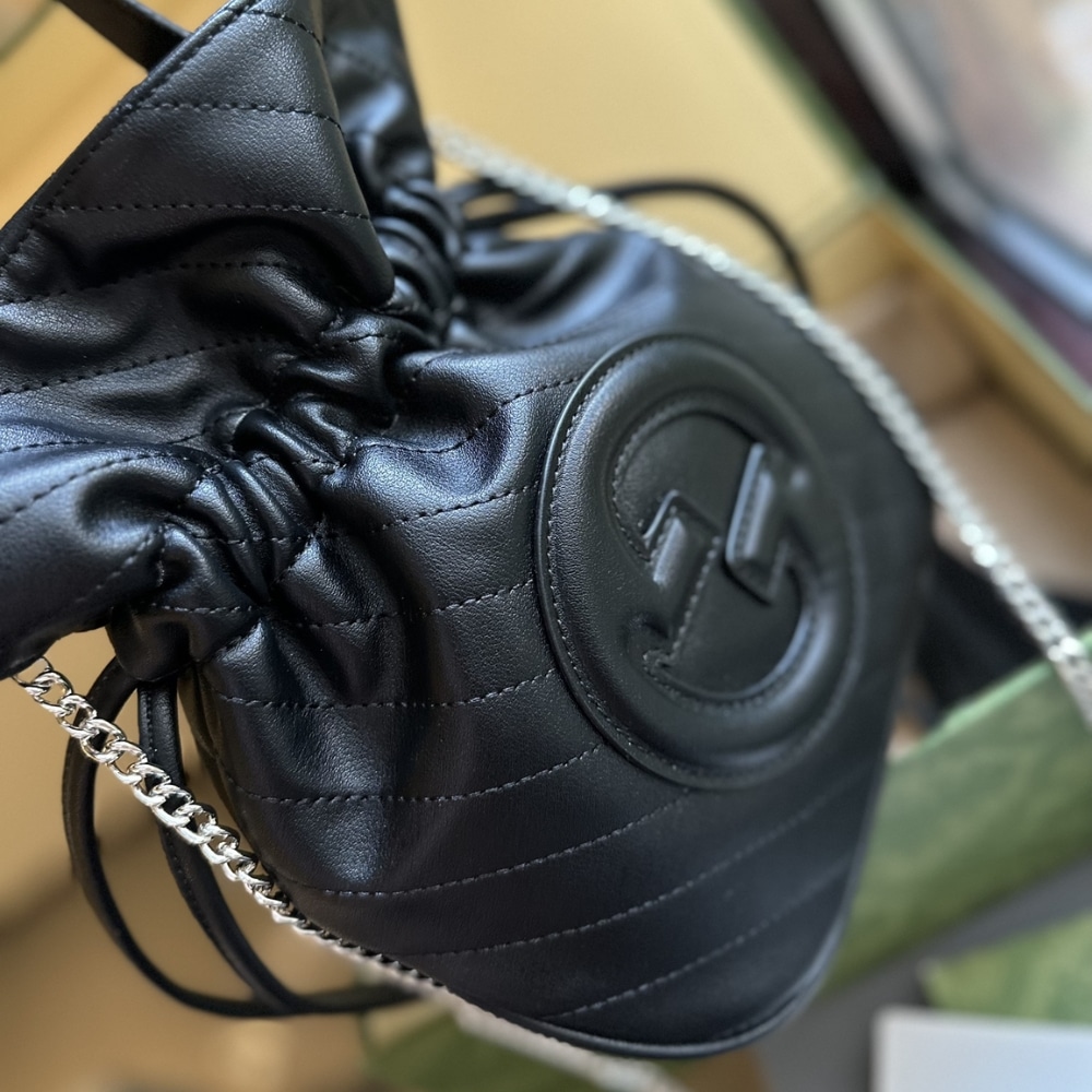 Gucci Blondie Mini Leather Bucket Bag Black 19Cm 760313 Aacp7 1000 - Image 6
