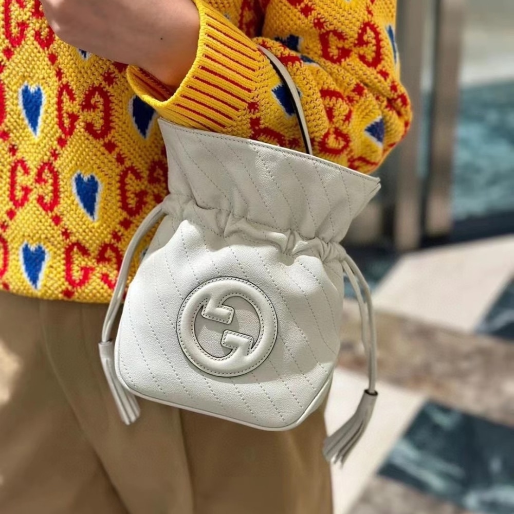 Gucci Blondie Mini Leather Bucket Bag White 19Cm 760313 Aacp7 9022 - Image 3