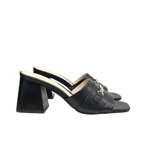 Gucci Signoria Leather Slide Sandal Black