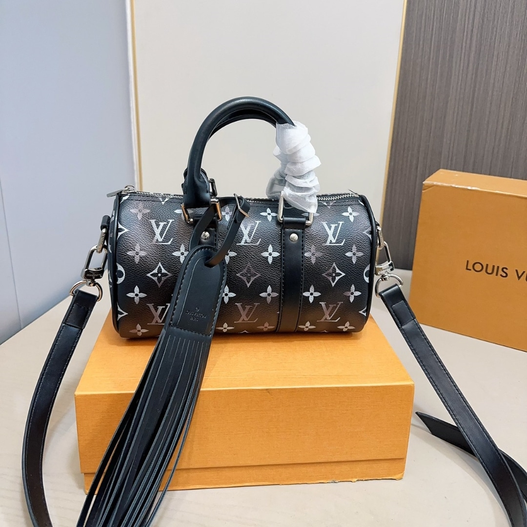 Louis Vuitton Keepall Bandoulière 25 Monogram Brushed Handbag Black 25Cm M11595 - Image 2