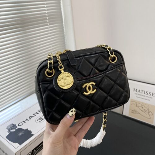 Alternative view of Chanel Mini Smooth Leather Camera Case Black 18Cm AS5190 B18306 94305