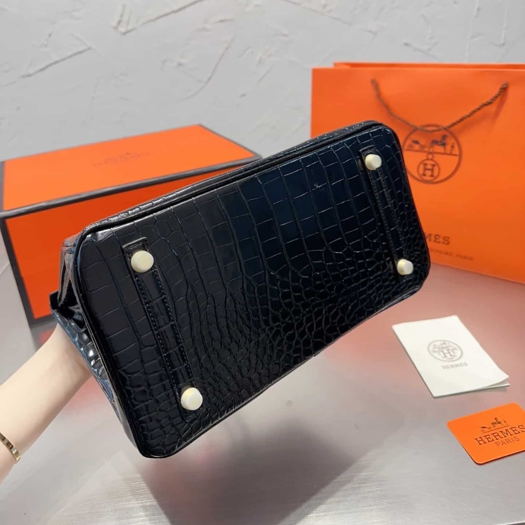 Hermes Birkin 30 Shiny Porosus Crocodile Handbag Black Noir 30Cm - Image 5