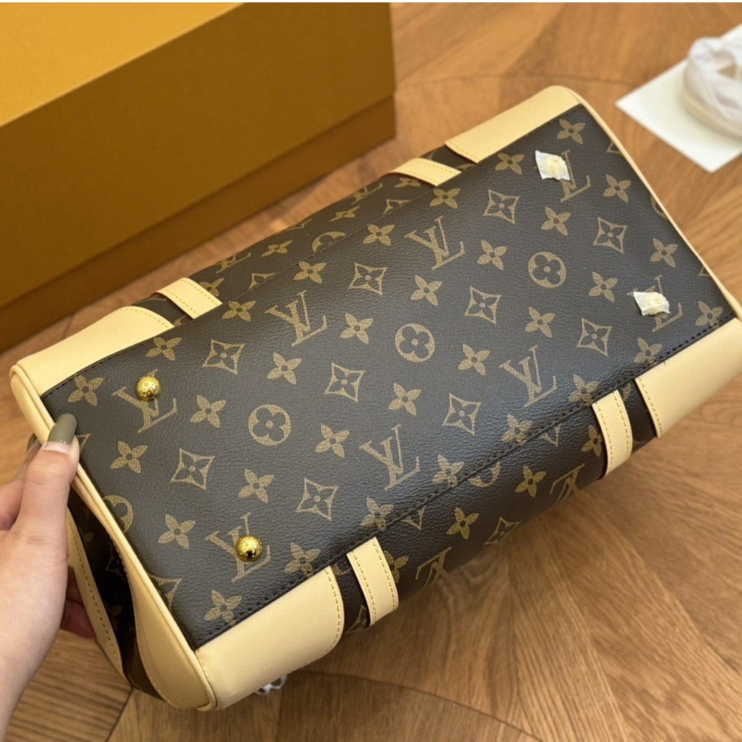 Louis Vuitton Berkeley Monogram Canvas Handbag Brown 32Cm M50208 - Image 8