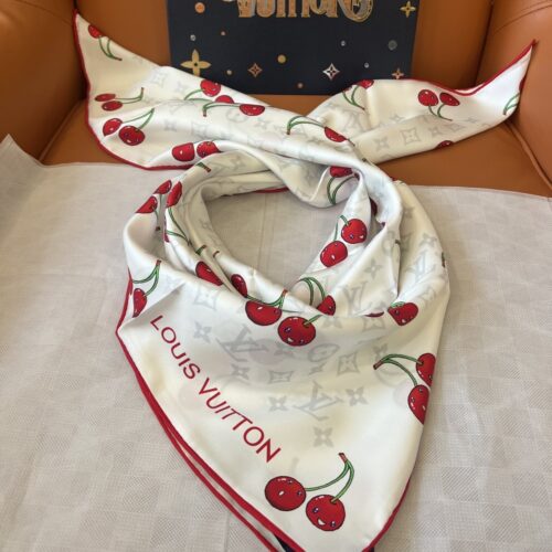 Alternative view of Louis Vuitton X Takashi Murakami Monogram Cerise Square 90 White 90Cm M94966