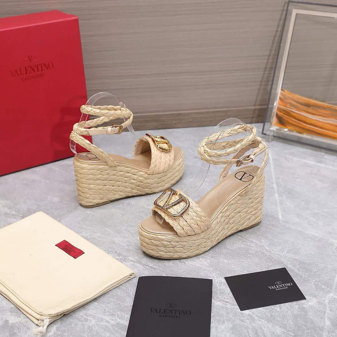 Valentino Garavani Vlogo Cut Out Wedge Sandals In Raffia Platform Natural 110mm - Image 5