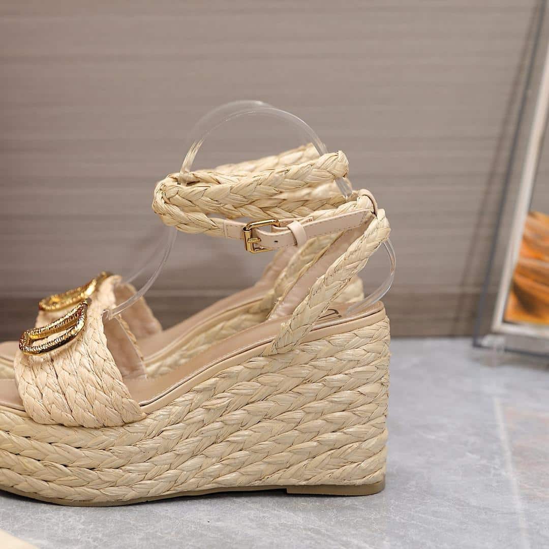 Valentino Garavani Vlogo Cut Out Wedge Sandals In Raffia Platform Natural 110mm - Image 7